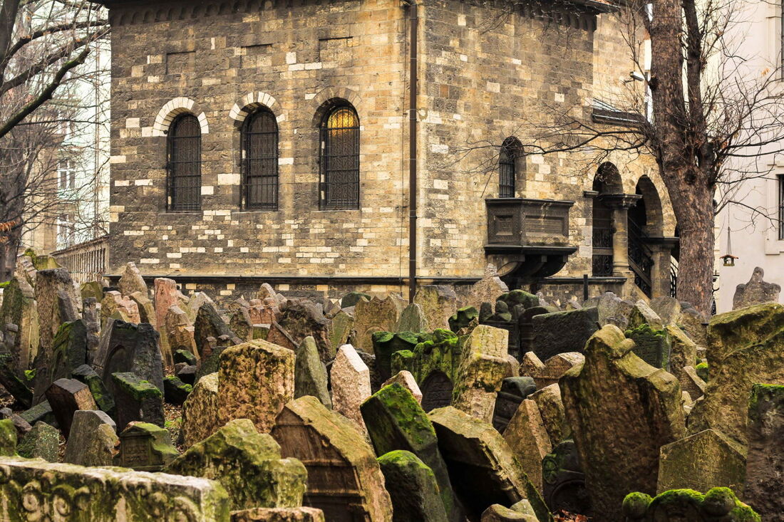 Prague-Jewish-Cemetery