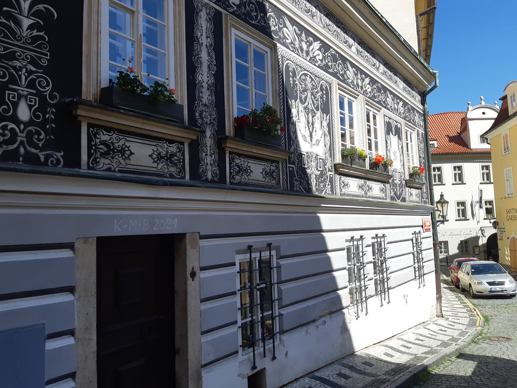 Sgraffito-covered-house-Prague-Italian-Quarter
