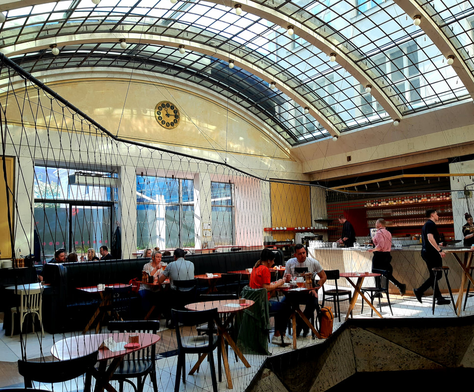 Interior-Červený-Jelen-restaurant