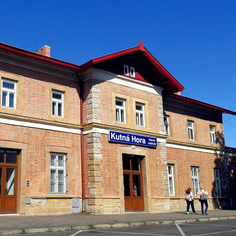 Kutná Hora's main train station